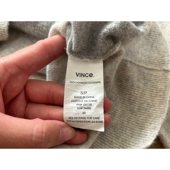 VINCE Women's 100% Gray Cashmere Color block Crew Neck Pullover Sweater Small - Picture 4 of 11